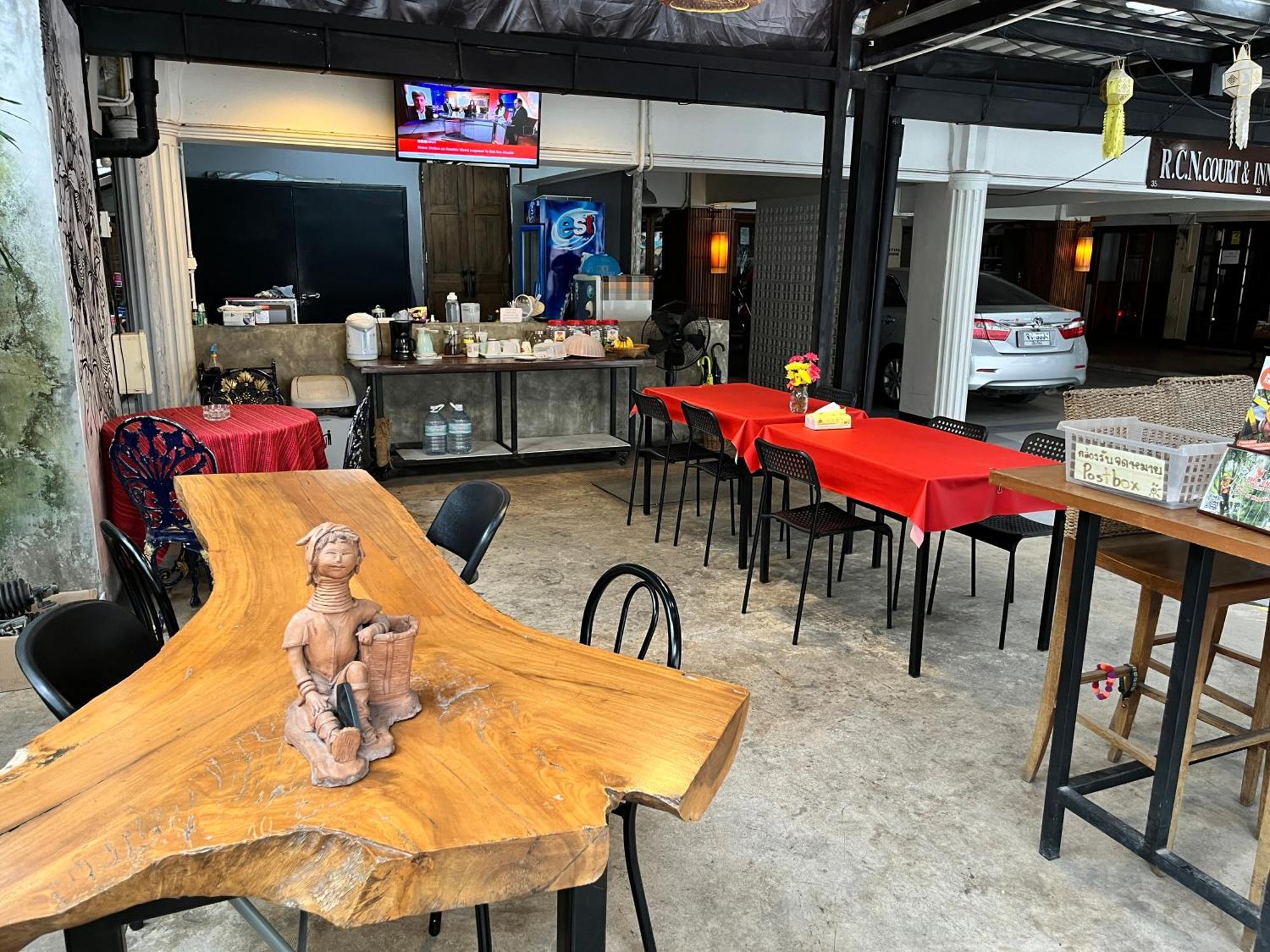 Rcn Court & Inn Chiang Mai Zewnętrze zdjęcie