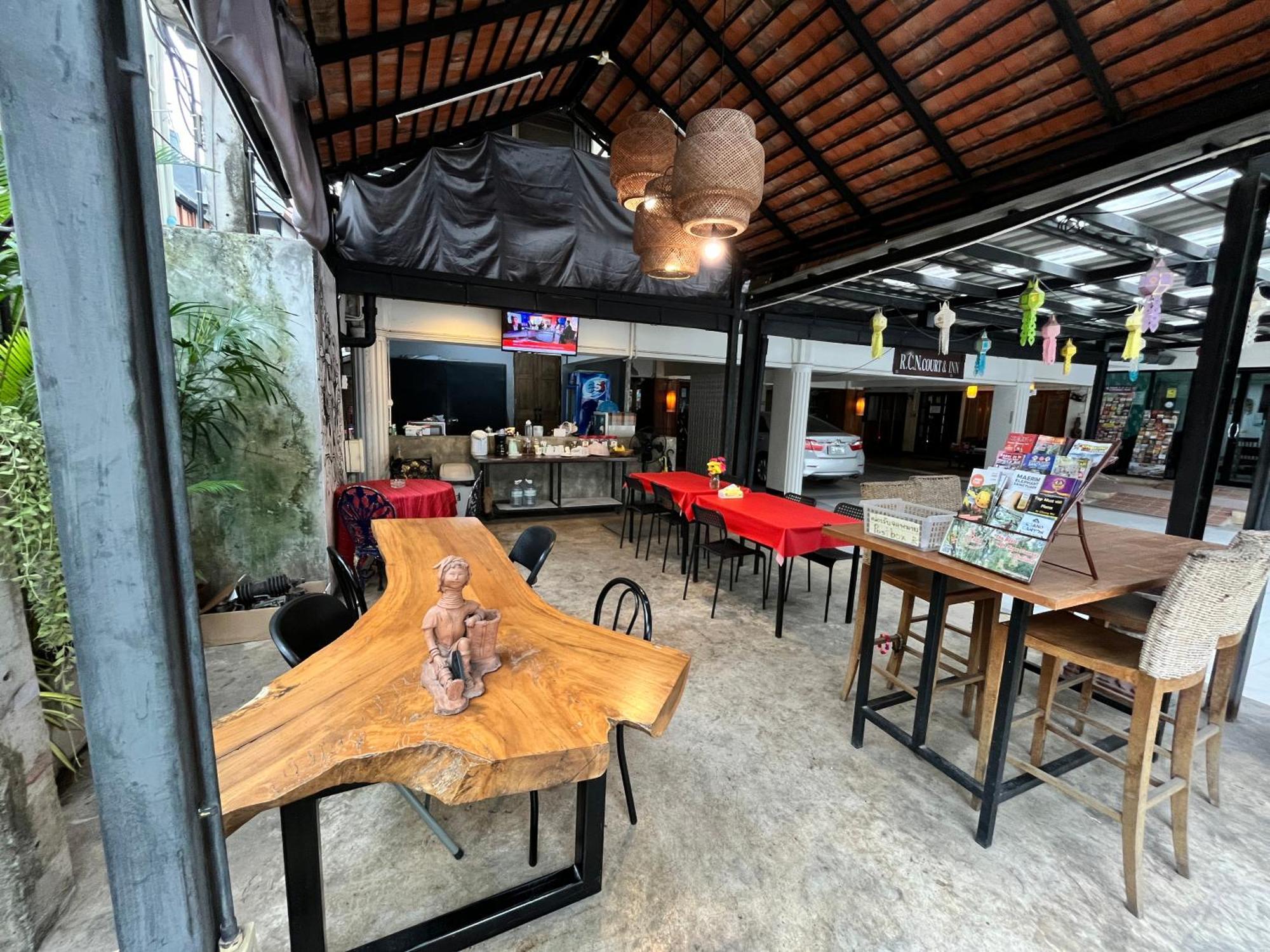 Rcn Court & Inn Chiang Mai Zewnętrze zdjęcie