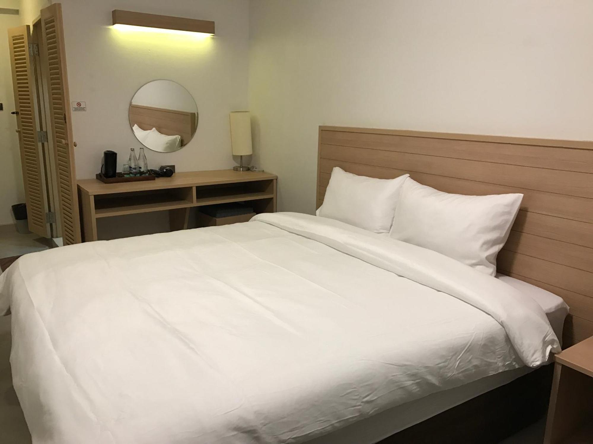 Rcn Court & Inn Chiang Mai Zewnętrze zdjęcie