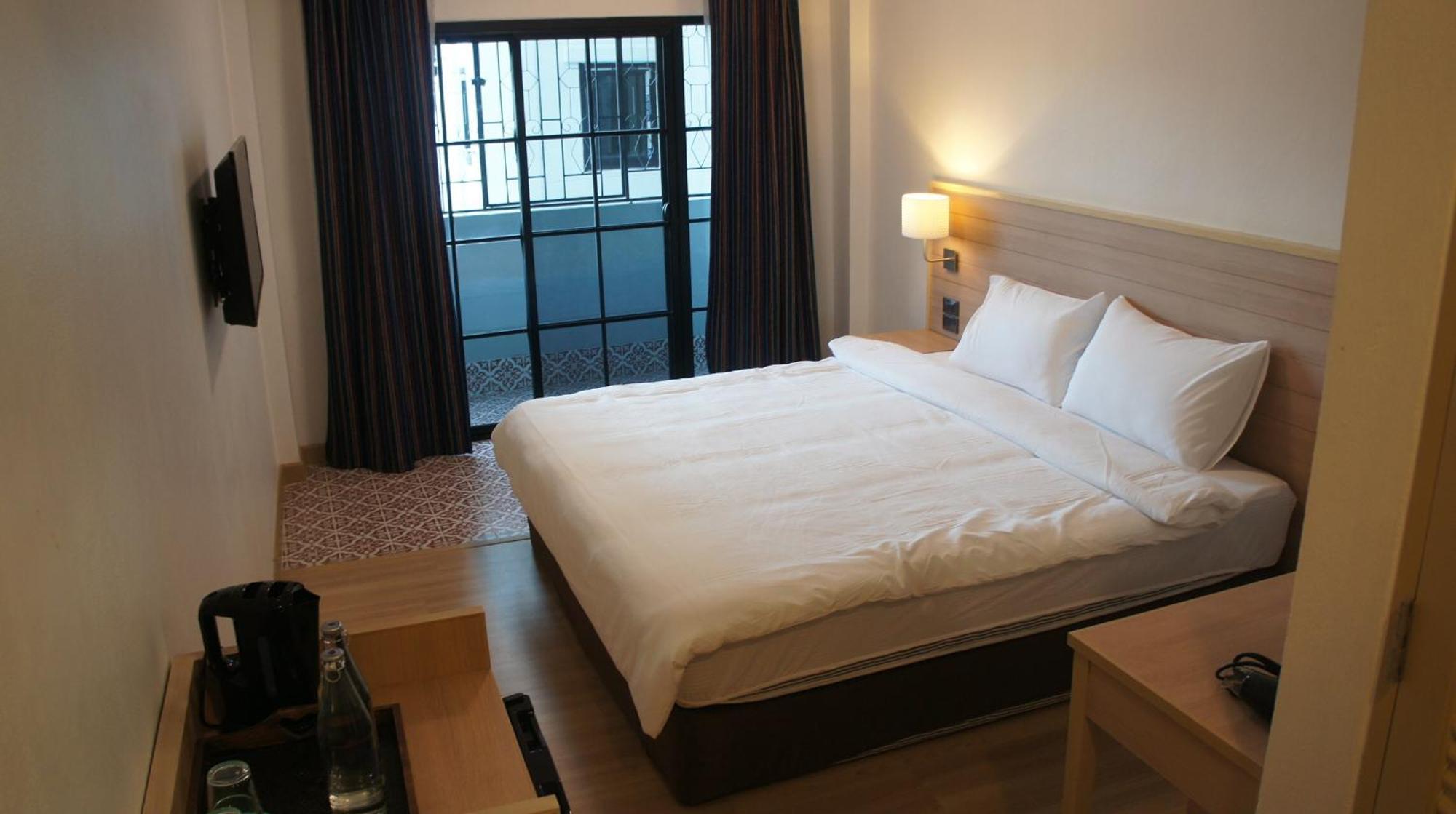 Rcn Court & Inn Chiang Mai Zewnętrze zdjęcie